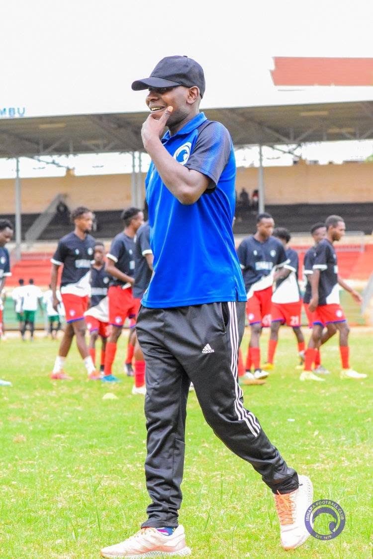 Coach Nicodemus omasete